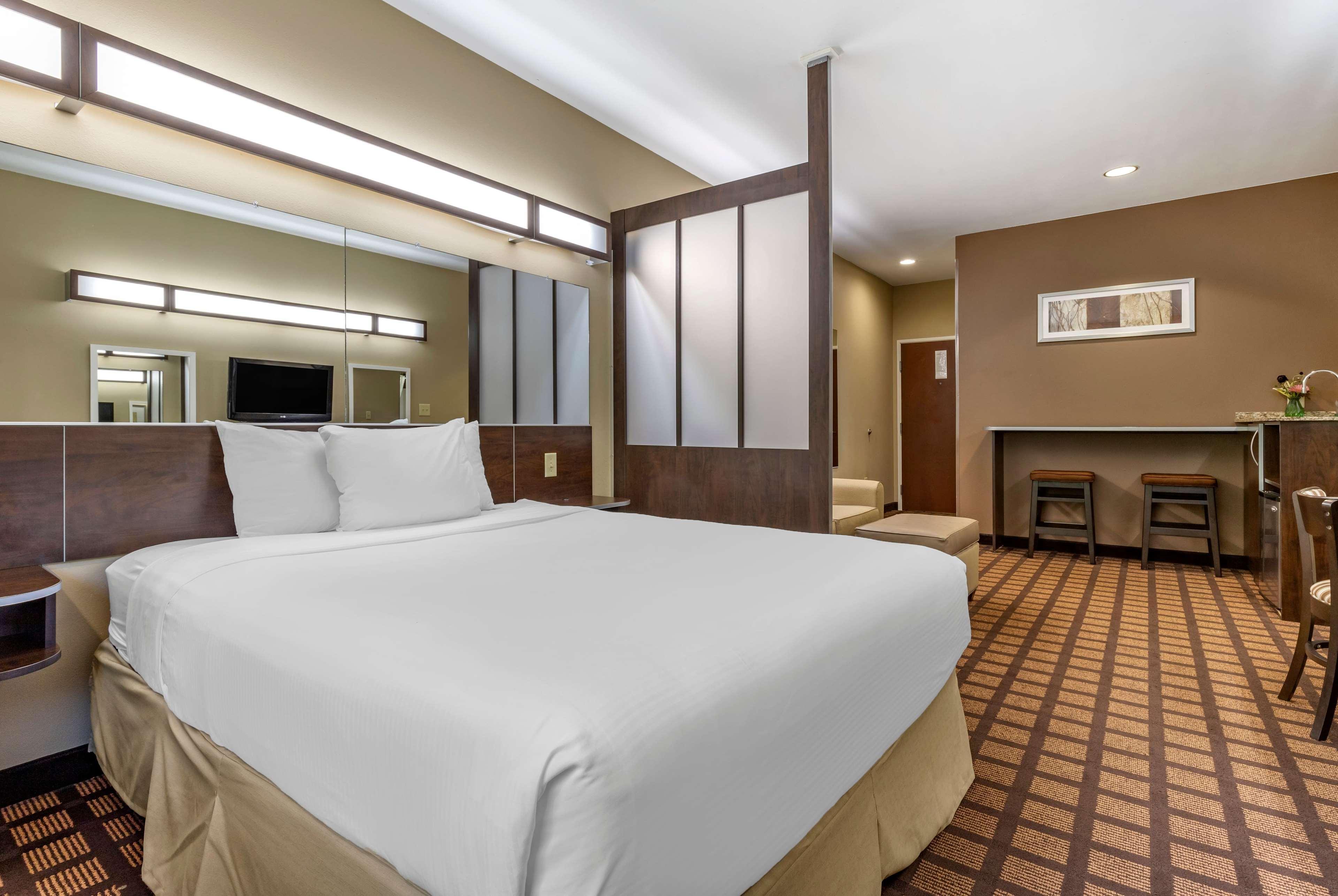 Microtel Inn & Suites Dillsboro/Sylva Exterior foto